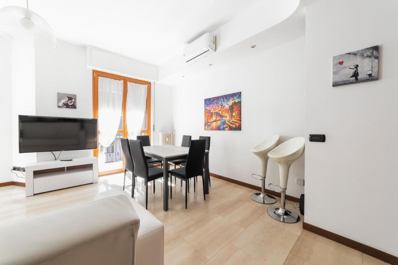 Cenisio M5 Lovely Apartment - With Balcony! Milán Exteriér fotografie